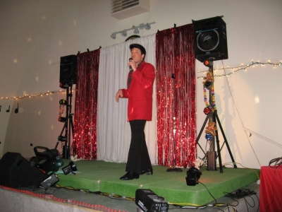 Elvis Swings by Oakville for Valentine's Day